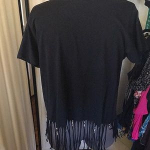 Jeans by Buffalo black T-shirt